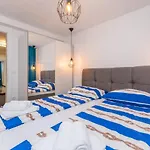 Apartman Jakov With A Pool *