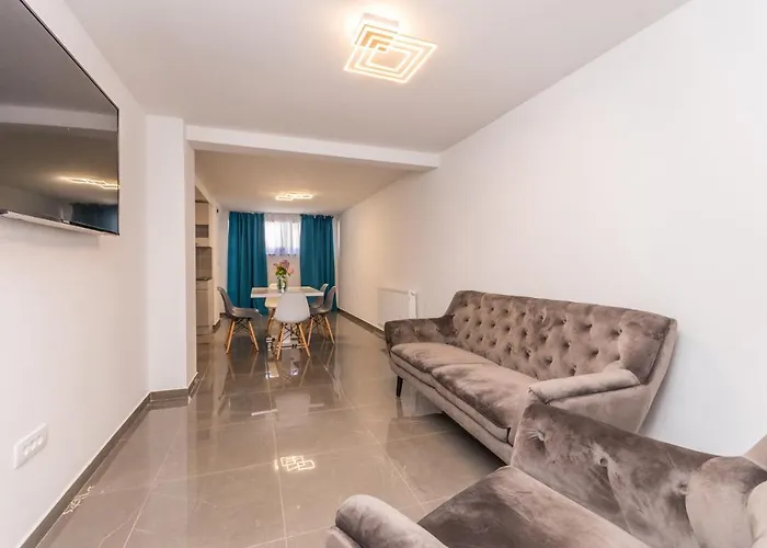 Jakov With A Pool Apartmán *